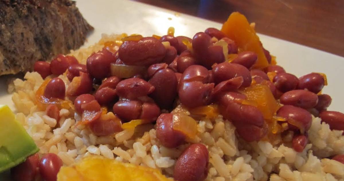 Puertorican WHITE Rice and Beans Recipe by alovely5236 - Cookpad