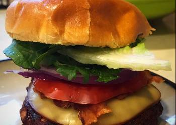 Ready to Serve The Smokehouse Bacon Burger Delicious Perfect Ready to Serve The Smokehouse Bacon Burger Delicious Perfect