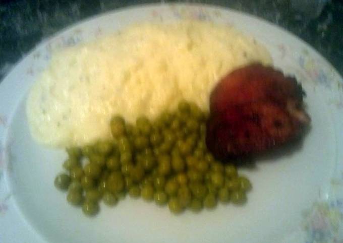 Recipe of Award-winning Lemon Chicken  &amp; Mash Potatoes with Green Peas