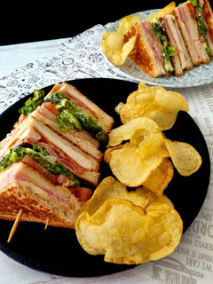 Una foto de Sándwich club