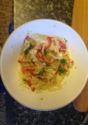 A picture of Onion Salad.