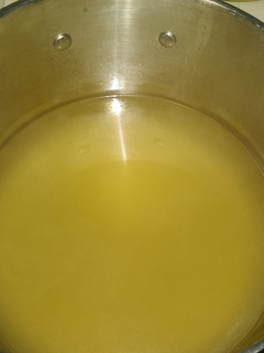 A picture of Chicken Stock.