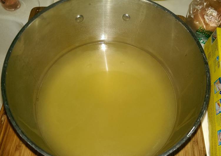 Step-by-Step Guide to Make Ultimate Chicken Stock