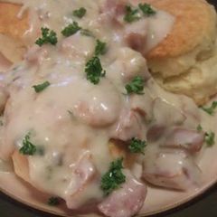 A picture of Sausage Gravy.