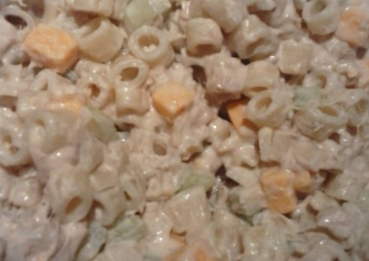 Recipe of Homemade Delicious Celery, Cheese, and Tuna pasta salad