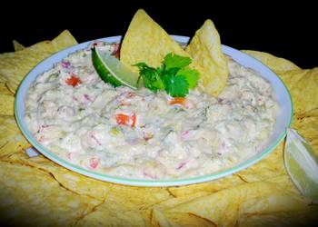 How to Recipe Delicious Mikes Hatch Green Chilie Dip
