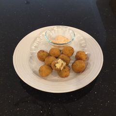 A picture of Jalapeno Cheese Balls.