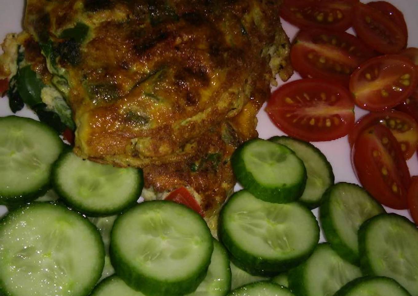 Tortilla de vegetales y verduras picaditos