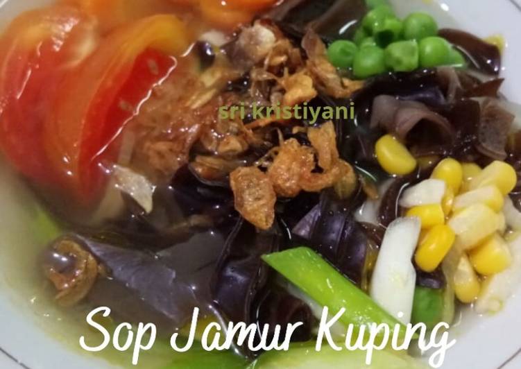 Resep Recook : 109 Sop Jamur Kuping Bumbu Iris ala Nay&#39;s kitchen yang Lezat