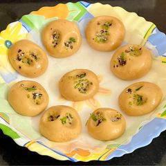 A picture of Rajasthani Shekhawati Mawa Peda … Jodhpur Special (Chidawa ke Pede).