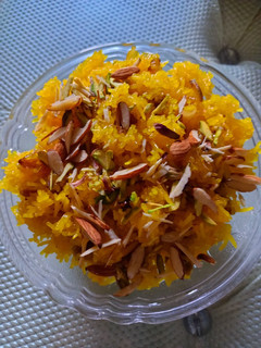 केसरिया मीठे चावल (kesariya meethe chawal recipe in Hindi) रेसिपी मुख्य फोटो