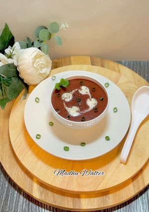 स्मोकी रोस्टेड टमाटर सूप (Smoky Roasted Tamatar Soup) रेसिपी मुख्य फोटो