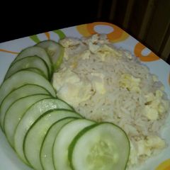 A picture of Cinnamon white rice with scramble egg.
