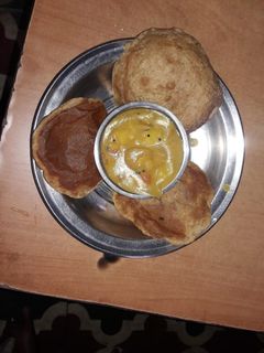 கடலை மாவு பூரி மசால் (Kadalai maavu poori masal recipe in tamil) செய்முறை முக்கிய புகைப்படம்