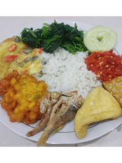 Foto resep Nasi Tempong Banyuwangi