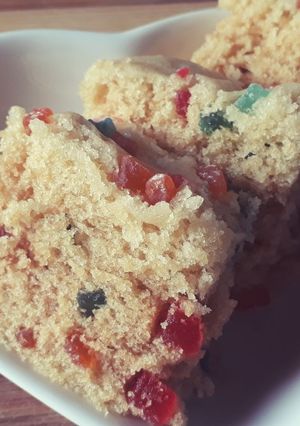 A picture of Eggless Tutti Frutti Cake.