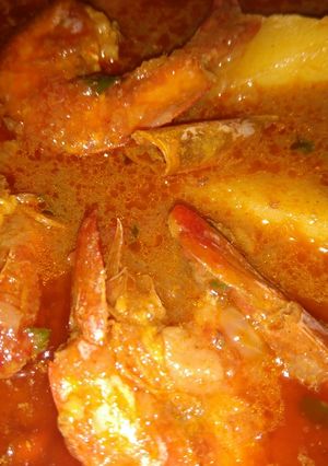 A picture of Chingri Malaikari/Prwan Malai Curry.