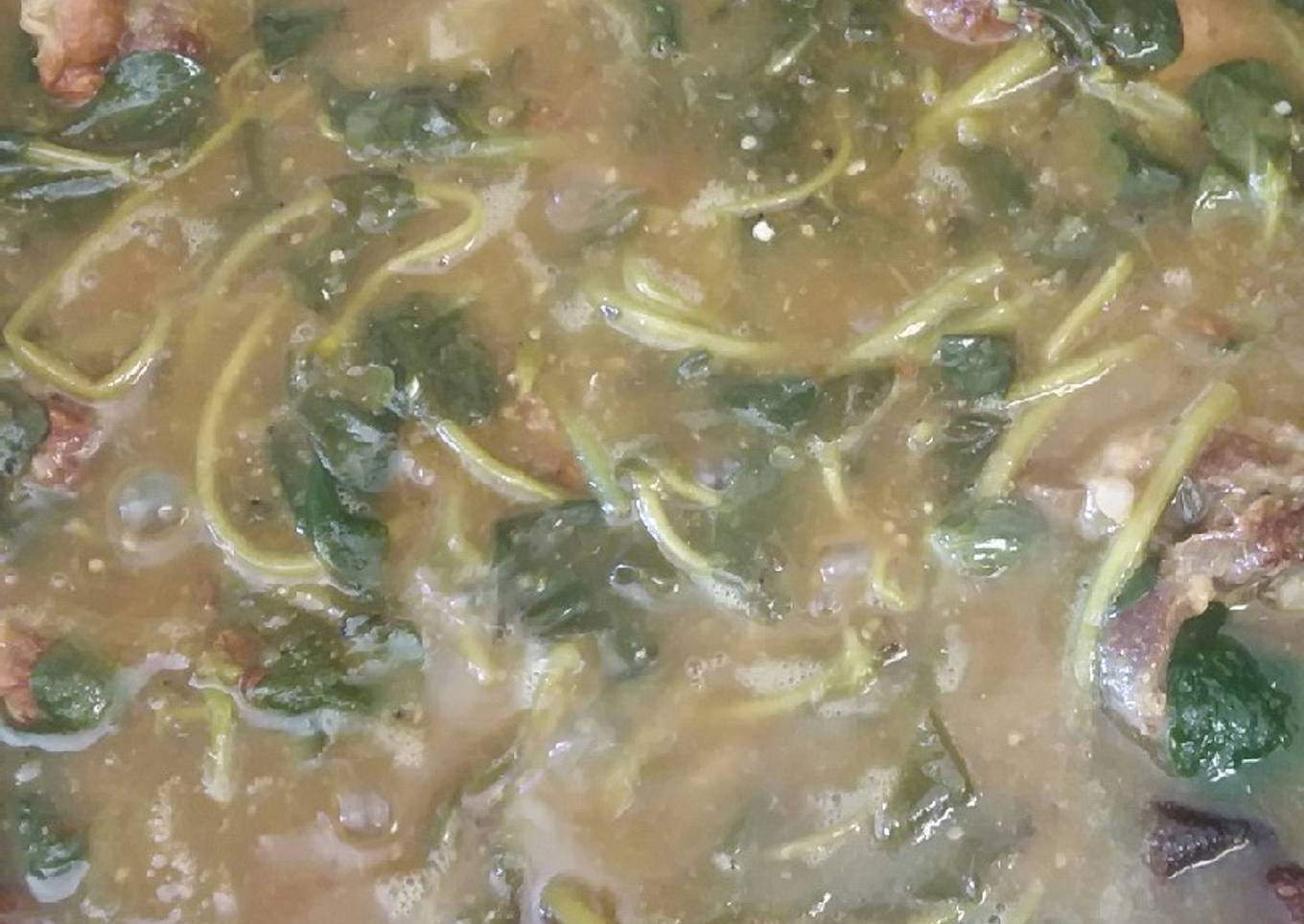 Costillitas de 🐷 en salsa verde con verdolagas 😋