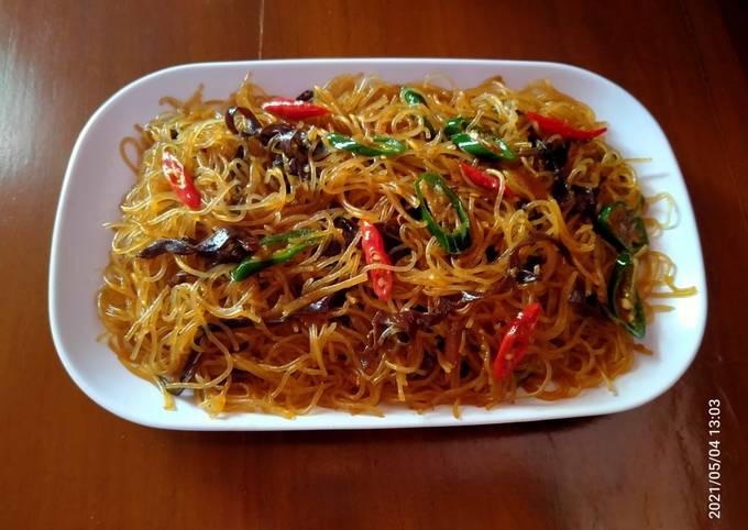 Resep Tumis bihun jamur kuping yang Lezat Sekali