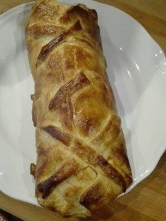 Una foto de Solomillo de cerdo con queso y bacon