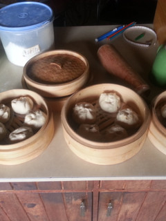 A picture of Chinese Steam buns for breakfast by Javier.