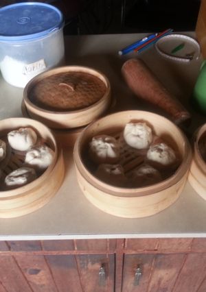 A picture of Chinese Steam buns for breakfast by Javier.