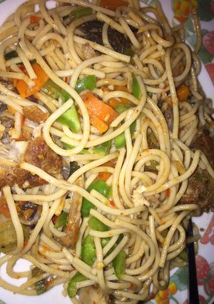 A picture of Spaghetti jollof.