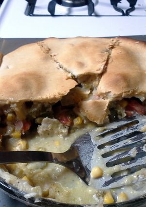 A picture of chicken pot pie.