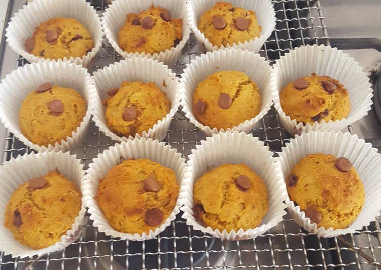 Recipe of Speedy Chocolate chip pumpkin muffins