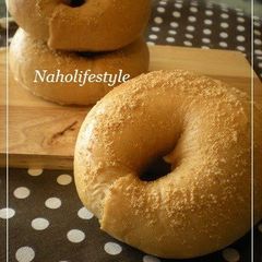 Kinako Roasted Soy Flour Bagels A picture of Kinako Roasted Soy Flour Bagels.