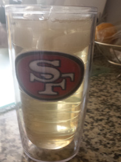 A picture of Iced green tea.