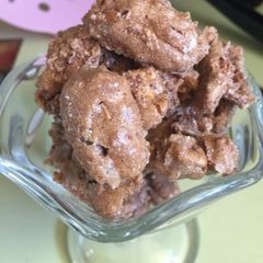 A picture of Cinnamon Sugar Candied Pecans.