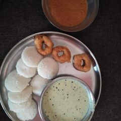 A picture of Idli sambar.