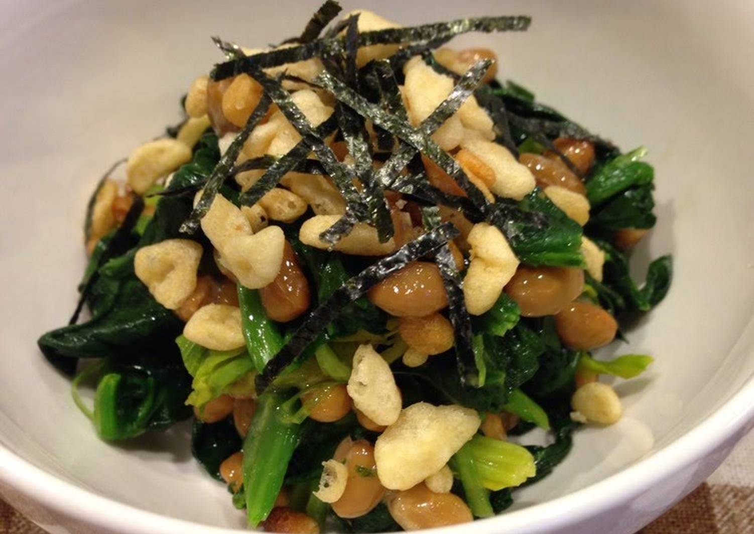 Spinach and Natto with Tempura Crumbs Recipe by cookpad.japan Cookpad