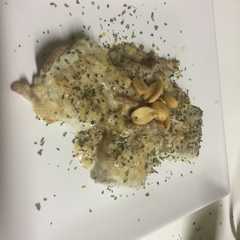 Una foto de Tofu con salsa de cacahuete
