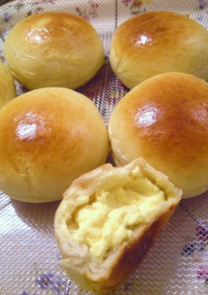 A picture of Cheesecake Bread.