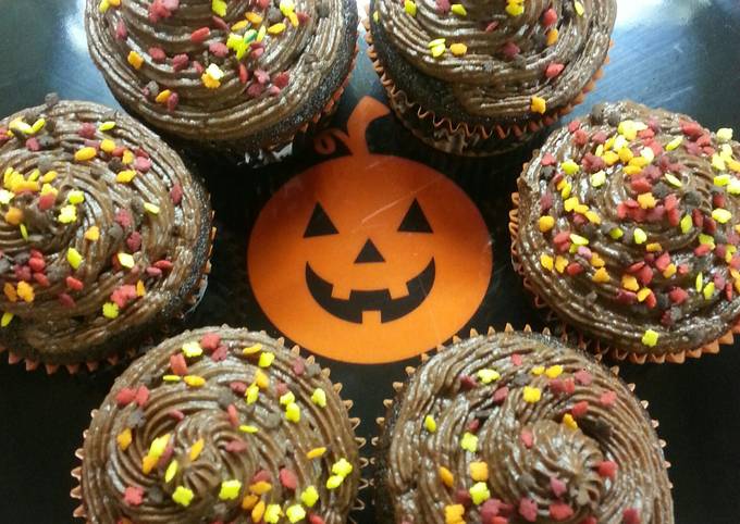 Fall Chocolate Mocha Cupcakes