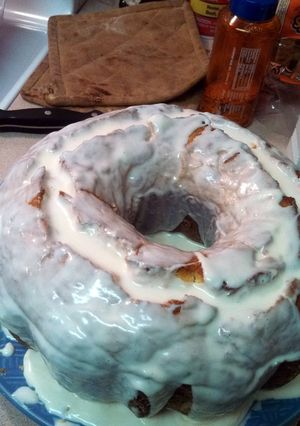 A picture of Cream cheese pound cake.
