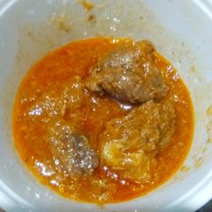 A picture of Bhuna gosht.