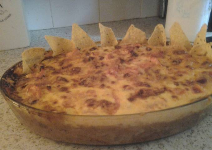 How to Prepare Perfect Mexican Cheesey Chilli Beef with Doritos