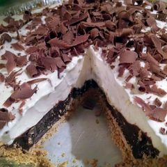 A picture of Smores Pie.