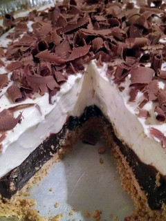 A picture of Smores Pie.