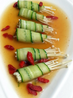 A picture of LG CUCUMBER AND MUSHROOM( VEGAN ).