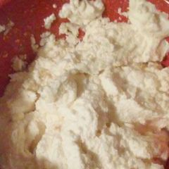 A picture of Winter snow cream.