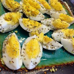 A picture of Seasoned Eggs.