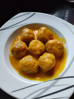 Una foto de Albóndigas en salsa de zanahoria