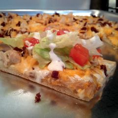 A picture of Chicken Club Pizza.