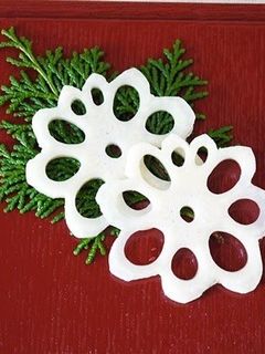 A picture of How To Make Flower-Shaped Lotus Root (Decorative Lotus Root).