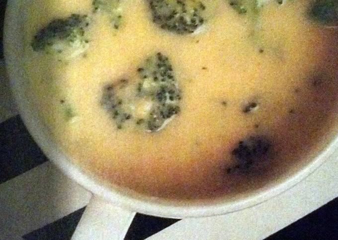 Simple Way to Prepare Ultimate Broccoli &amp; Cheddar Soup