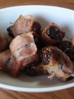 A picture of Dates Wrapped in Bacon.